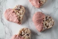 Strawberry Rice Krispie Treats Recipe — Fresh Berry Crispy Squares