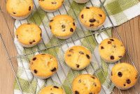 Raisin Queen Cakes: Classic British Cupcake Recipe