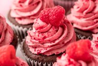 Decadent Chocolate Raspberry Cupcakes with Raspberry Filling