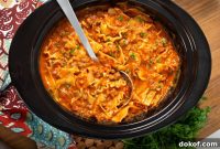 Slow-Cooker Lasagna Soup Recipe for Comforting Weeknight Meals