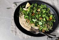 Herb Quinoa Salad with Grilled Vegetables and Hummus
