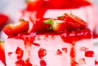 No-Bake Strawberry Cheesecake Recipe: Creamy No-Oven Dessert