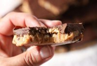 No-Bake Peanut Butter Pretzel Bars with Chocolate Drizzle