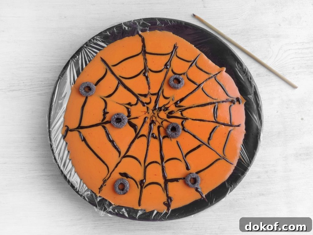 White Chocolate Halloween Bark: Spooky Candy Bark Recipe 6 img 106743 5