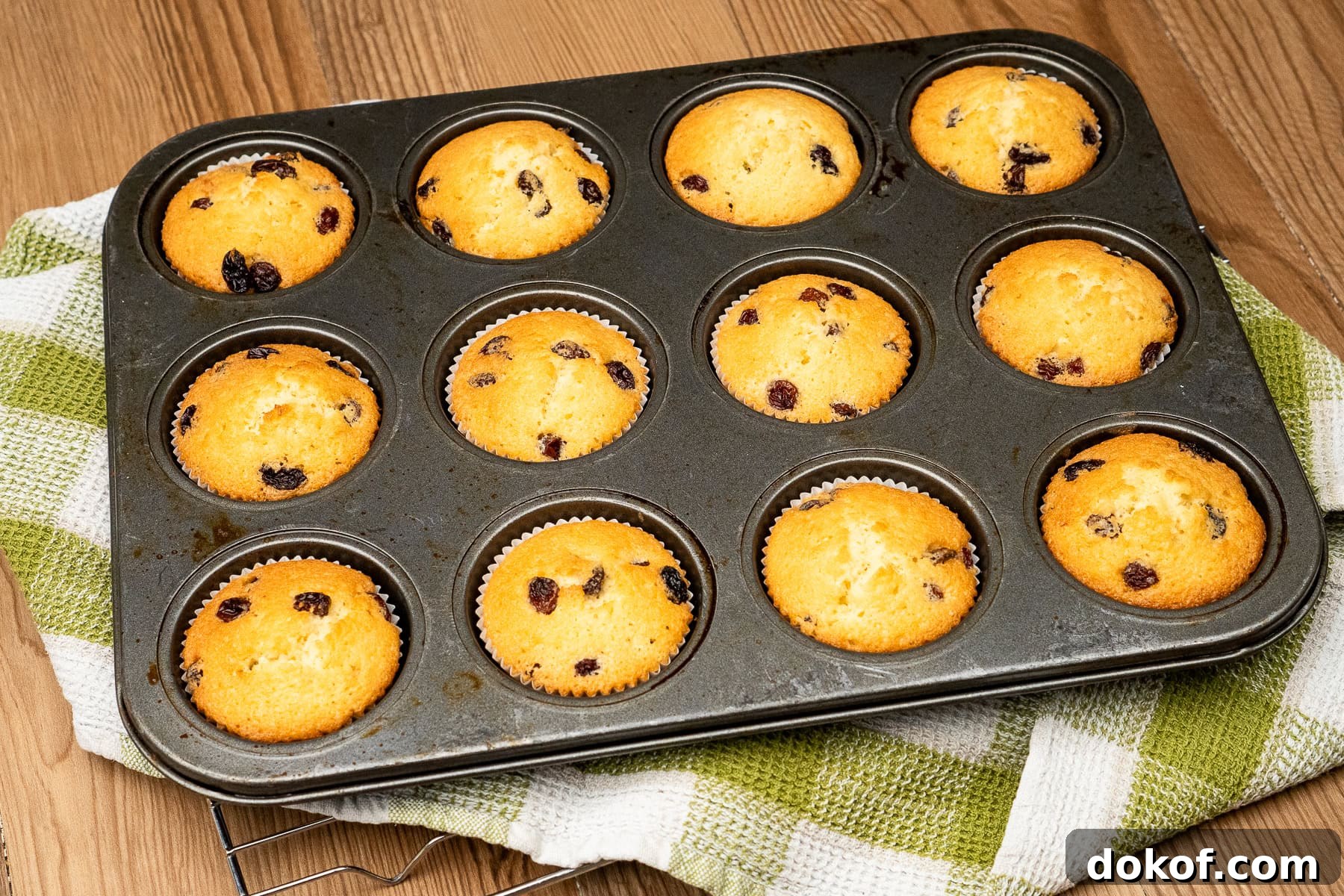 Queen Cakes in a cupcake tray