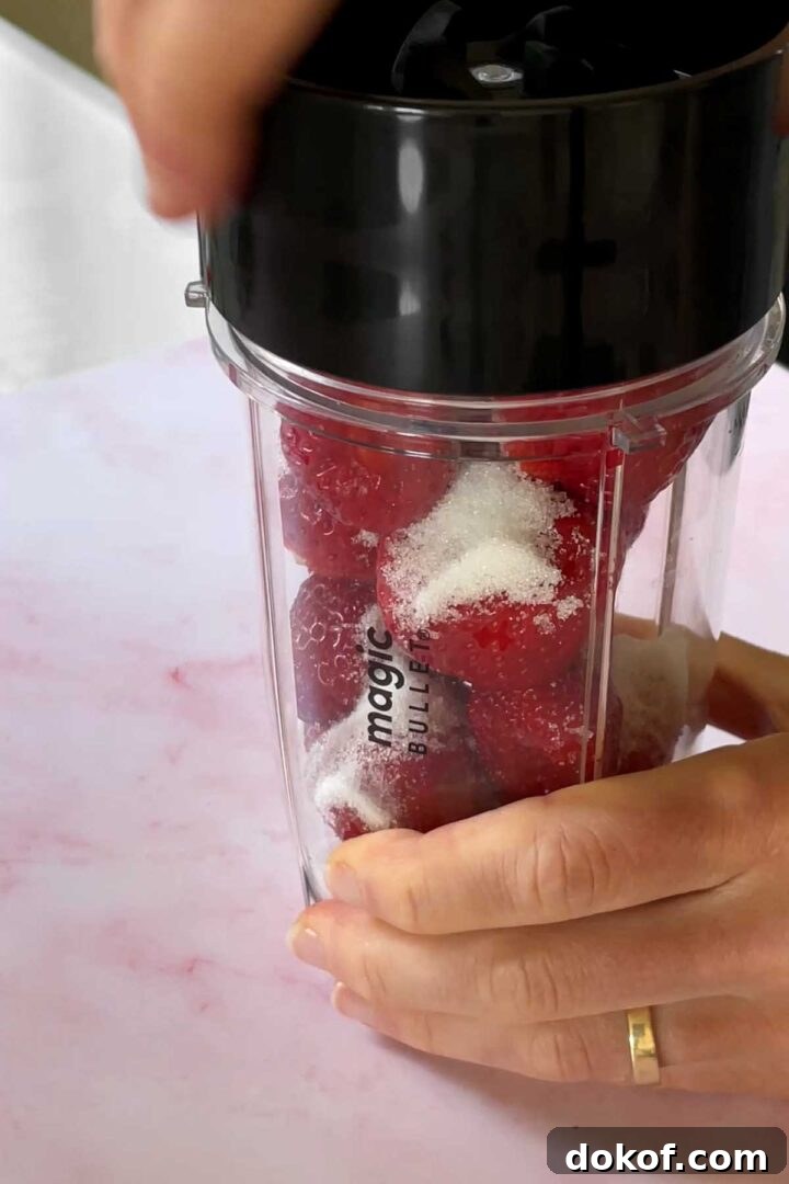 Fresh Strawberry Sheet Cake Recipe — Moist, Fruity Dessert 6 Puree strawberries and sugar until smooth.