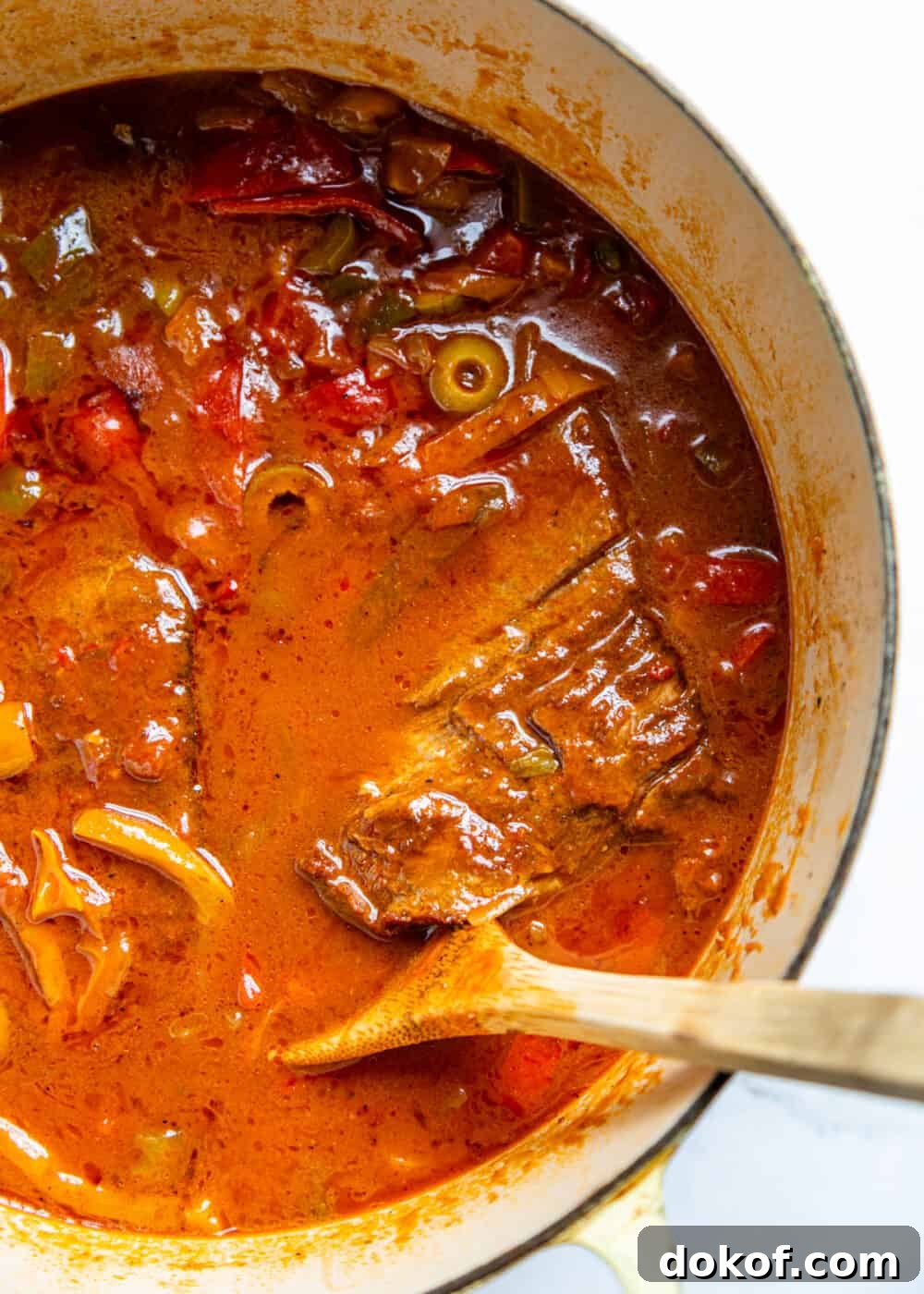 Authentic Cuban Ropa Vieja Recipe: Classic Shredded Beef Stew 4 cooke ropa vieja in large pot