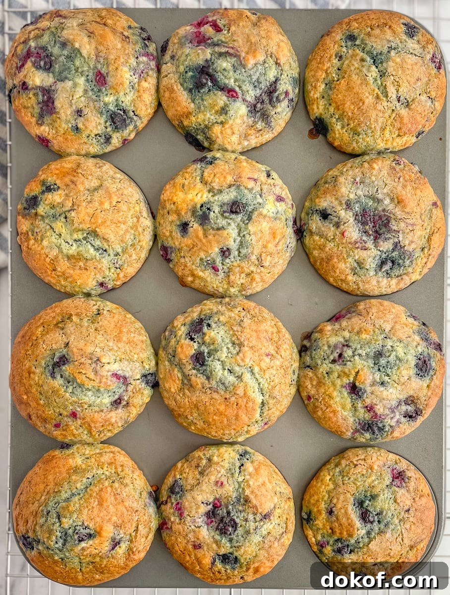 Mixed Berry Muffins With Frozen Berries 