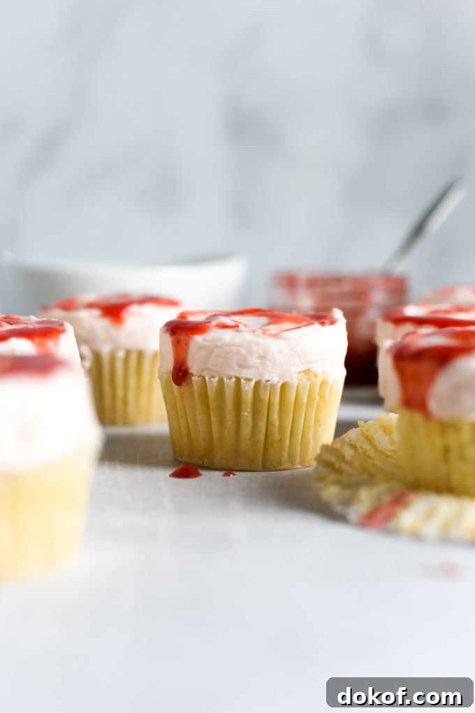 Lemon Strawberry Cupcakes Recipe with Fresh Citrus Frosting 2 img 547 1