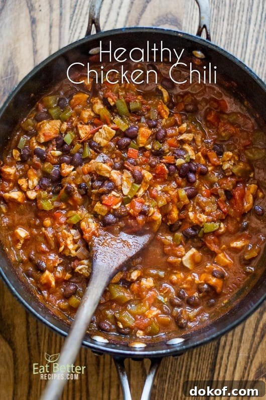 Healthy Chicken Chili Recipe in a pan