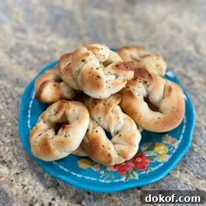 Garlic Knot Recipe: Soft, Buttery Knots with Garlic Herb Butter 2 Garlic Knots