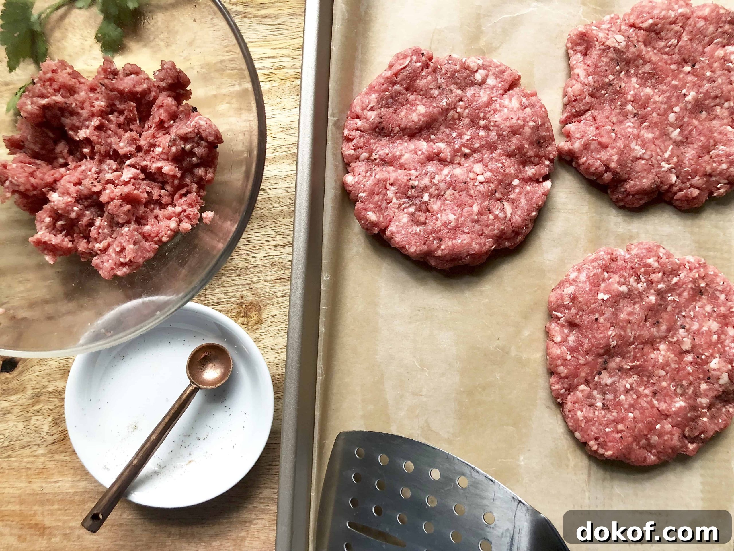 camembert burgers with sautéed apples